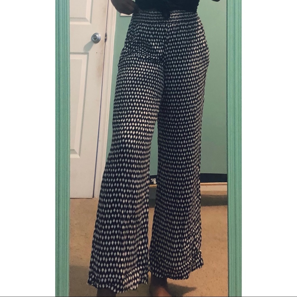 Patterned B&W Bottoms - Picture 4 of 6